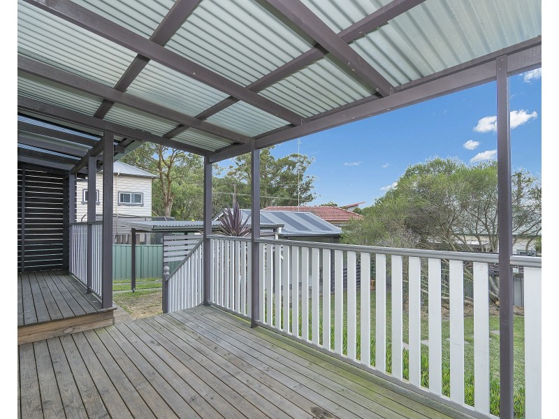 6 Lambton Road, Waratah NSW 2298