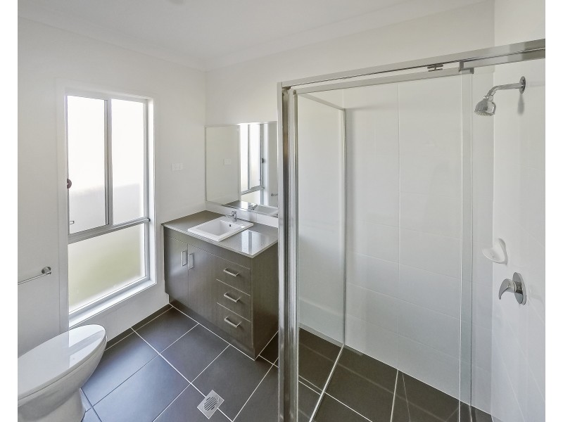 12 Hoban Street, North Rothbury NSW 2335