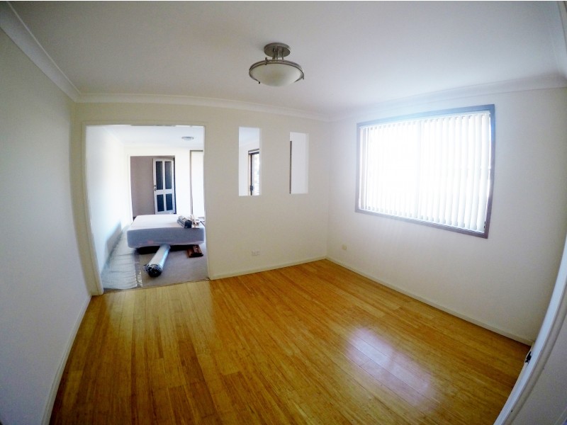 6 Cromdale Parade, Maryland NSW 2287