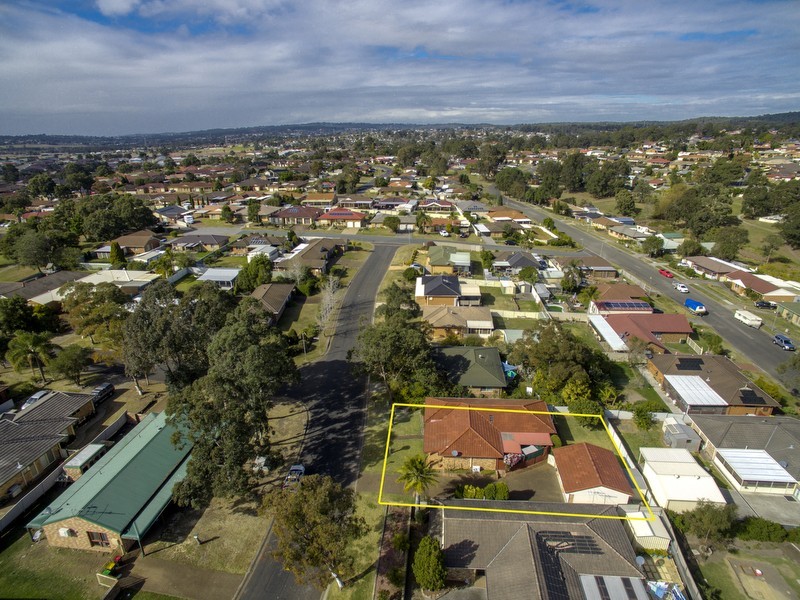 54 Kyamba Crescent, Maryland NSW 2287