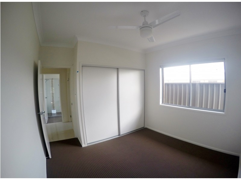 16 Uralla Street, Fern Bay NSW 2295