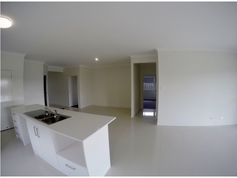 16 Uralla Street, Fern Bay NSW 2295