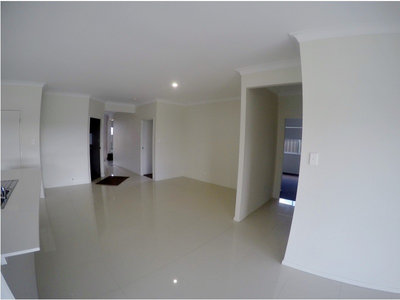 16 Uralla Street, Fern Bay NSW 2295