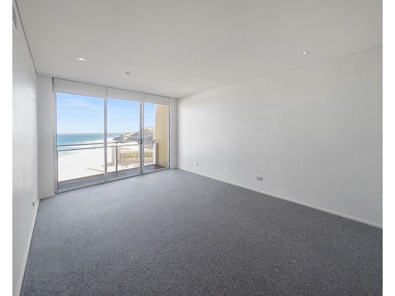 1002/61 Shortland Esplanade, Newcastle NSW 2300