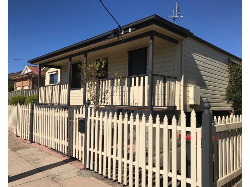 13 Murnin Street, Wallsend NSW 2287