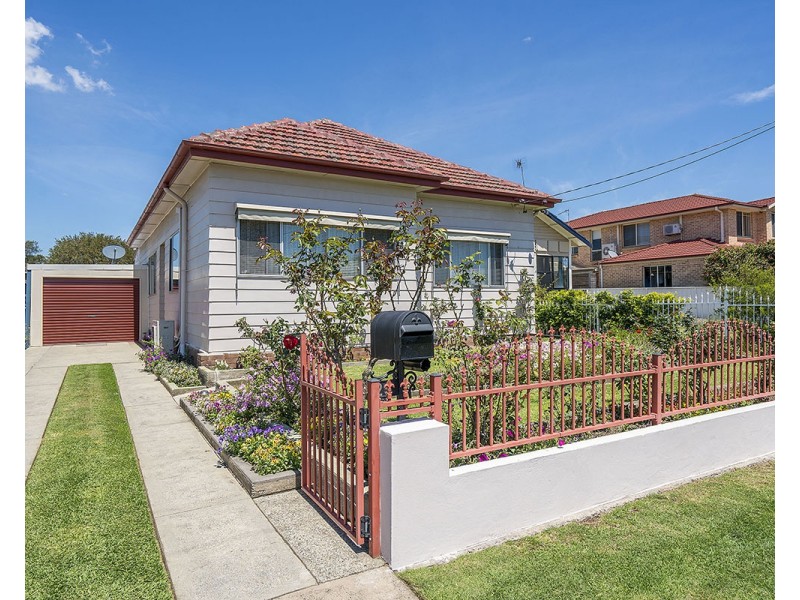 25 Eighth Street, Adamstown NSW 2289