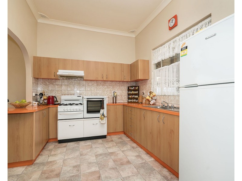 25 Eighth Street, Adamstown NSW 2289