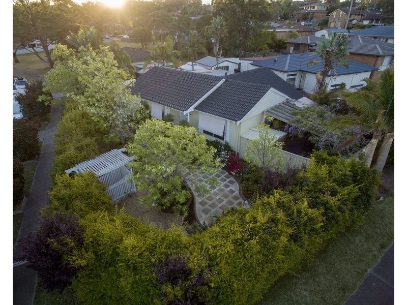 44 Berwick Crescent, Maryland NSW 2287