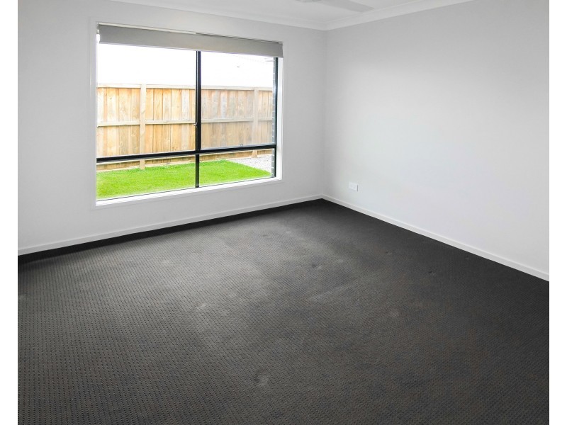 8 Mountain Street, Chisholm NSW 2322