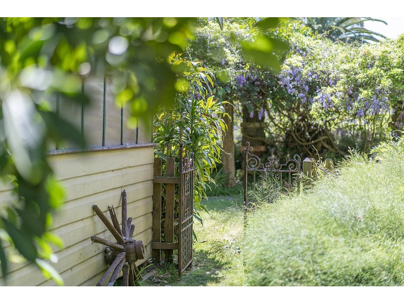 32 Caswell Crescent, Tanilba Bay NSW 2319