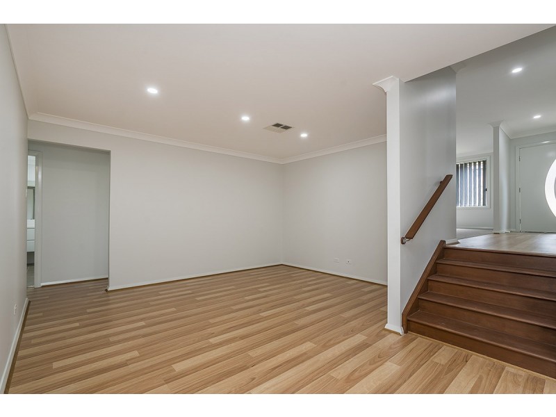 90 Delaware Drive, Macquarie Hills NSW 2285