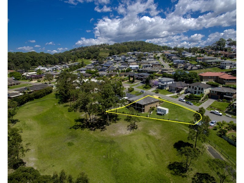 14 Warburton Close, Macquarie Hills NSW 2285