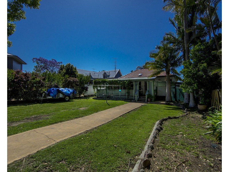 26 Nanda Street, Marmong Point NSW 2284