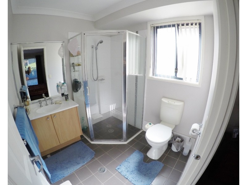 8 Styles Close, Fletcher NSW 2287