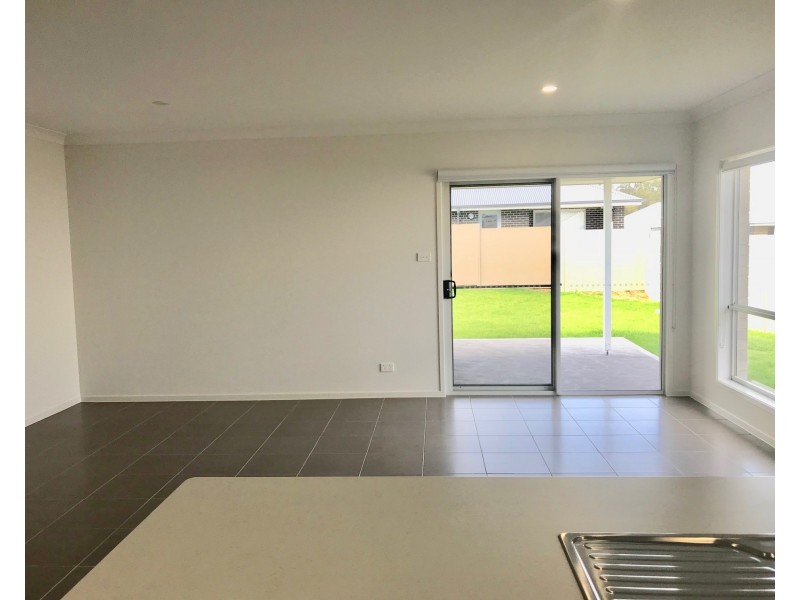 50 Triton Boulevard, North Rothbury NSW 2335