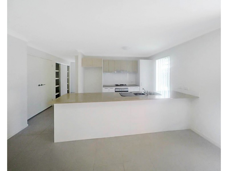 19 Serenity Crescent, Fletcher NSW 2287