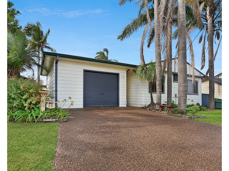 13 Cobbin Parade, Belmont NSW 2280