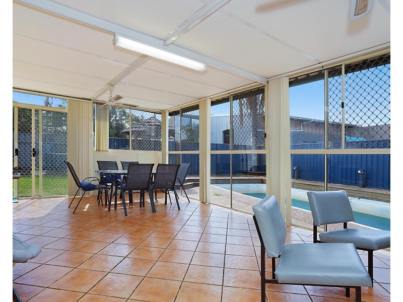 13 Cobbin Parade, Belmont NSW 2280
