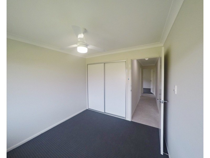 8 Flavum Street, Fletcher NSW 2287