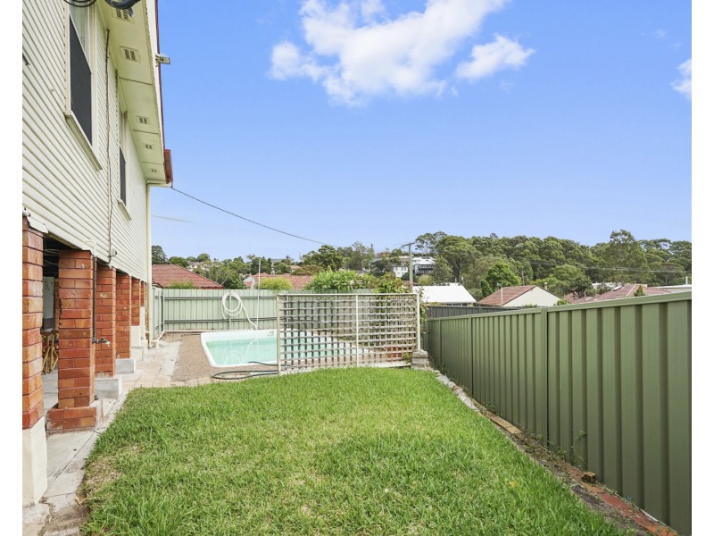 5 Ashbury Street, Adamstown Heights NSW 2289