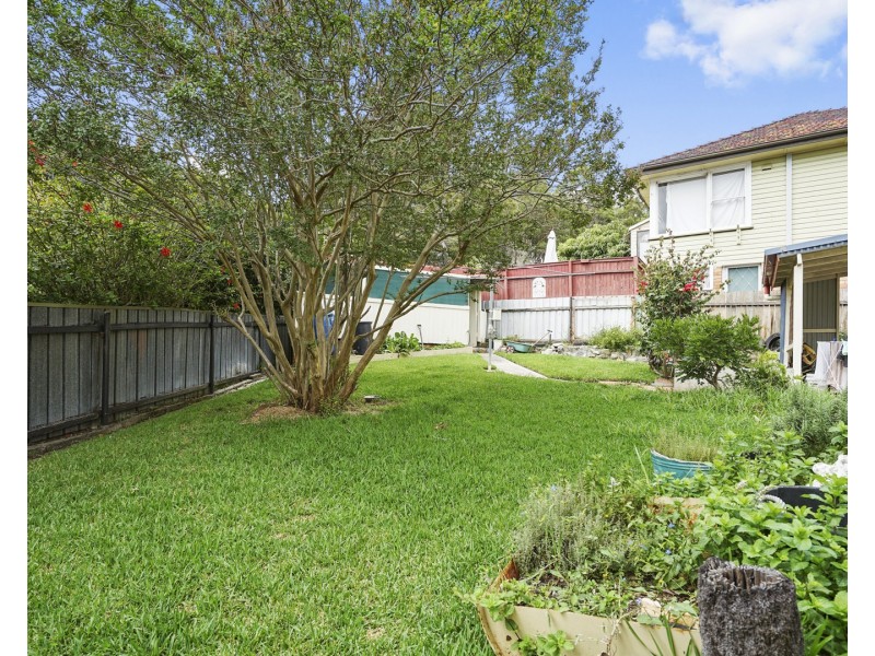 5 Ashbury Street, Adamstown Heights NSW 2289
