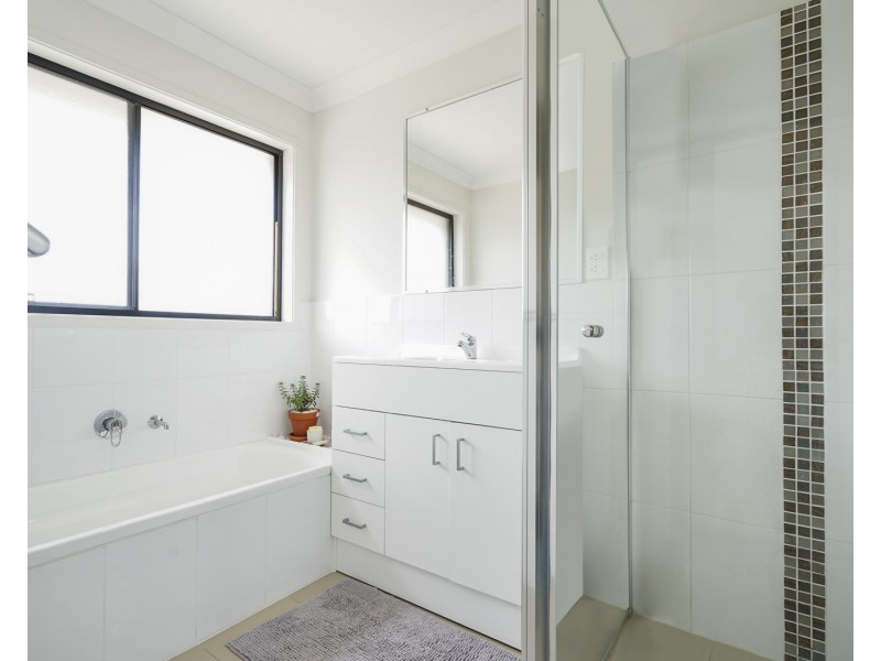 41 Seaside Boulevard, Fern Bay NSW 2295