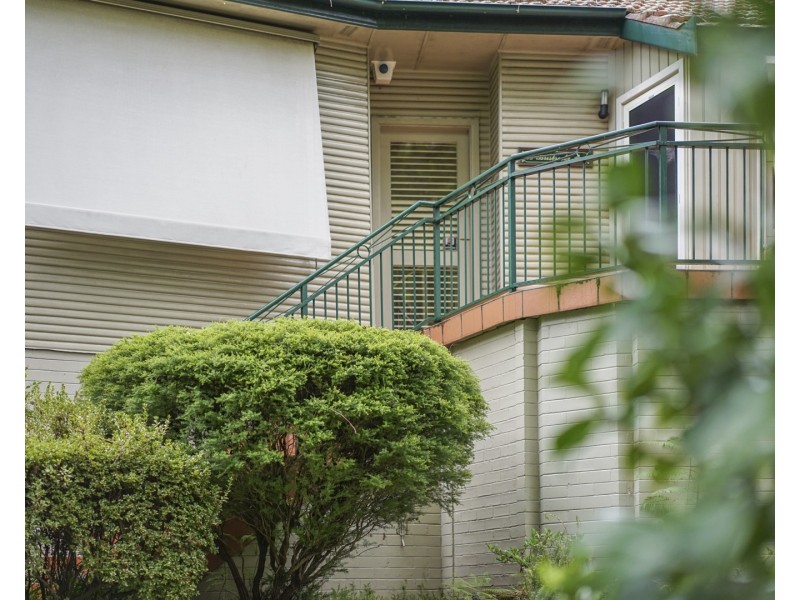 10 Carisbrooke Avenue, New Lambton Heights NSW 2305