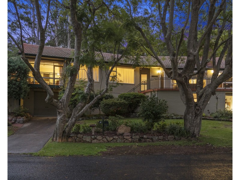 10 Carisbrooke Avenue, New Lambton Heights NSW 2305