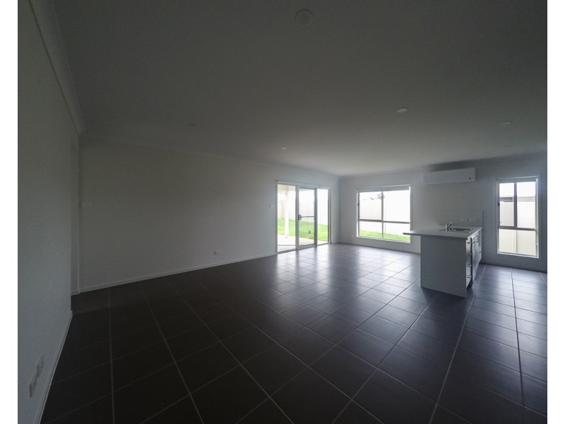 10 Enright Street, North Rothbury NSW 2335