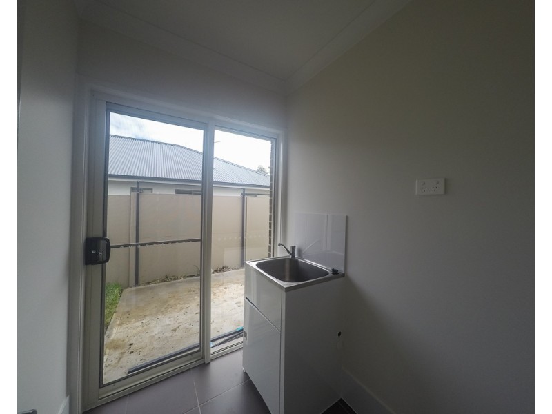 10 Enright Street, North Rothbury NSW 2335