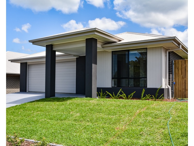 9 Mirug Crescent, Fletcher NSW 2287