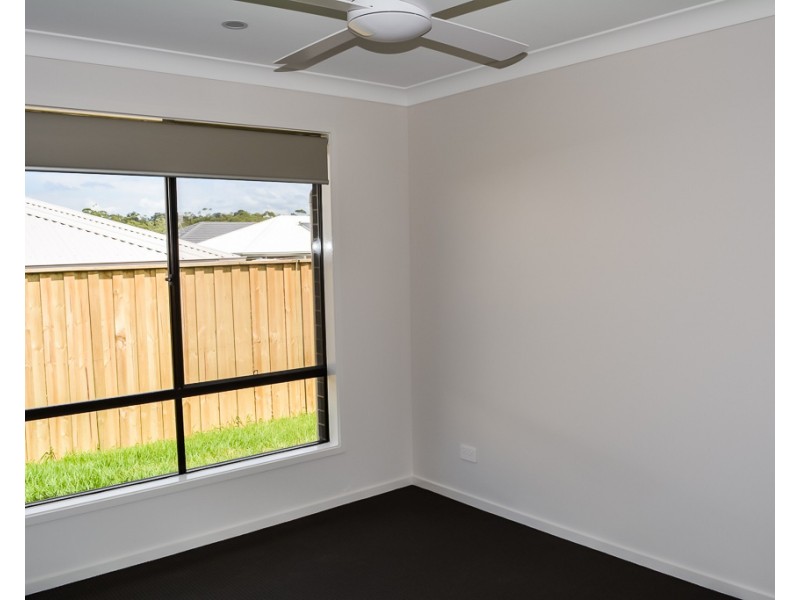 9 Mirug Crescent, Fletcher NSW 2287