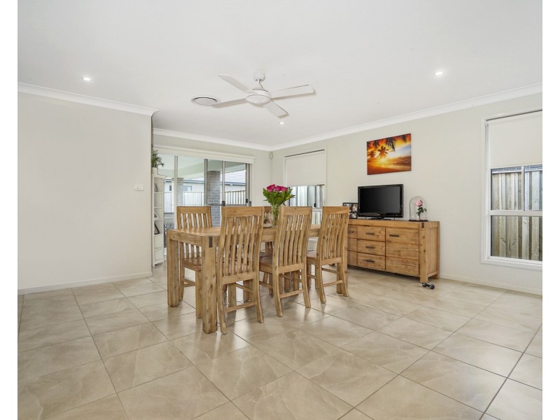 29 Harrop Parade, Thornton NSW 2322