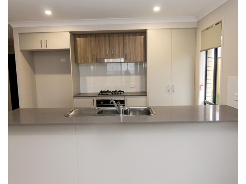 24 Mirug Crescent, Fletcher NSW 2287