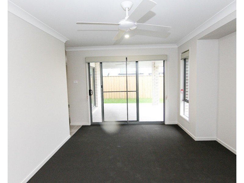 24 Mirug Crescent, Fletcher NSW 2287