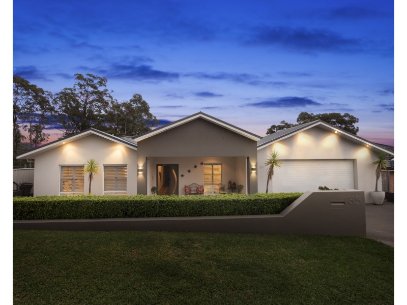 35 Rosewood Crescent, Fletcher NSW 2287