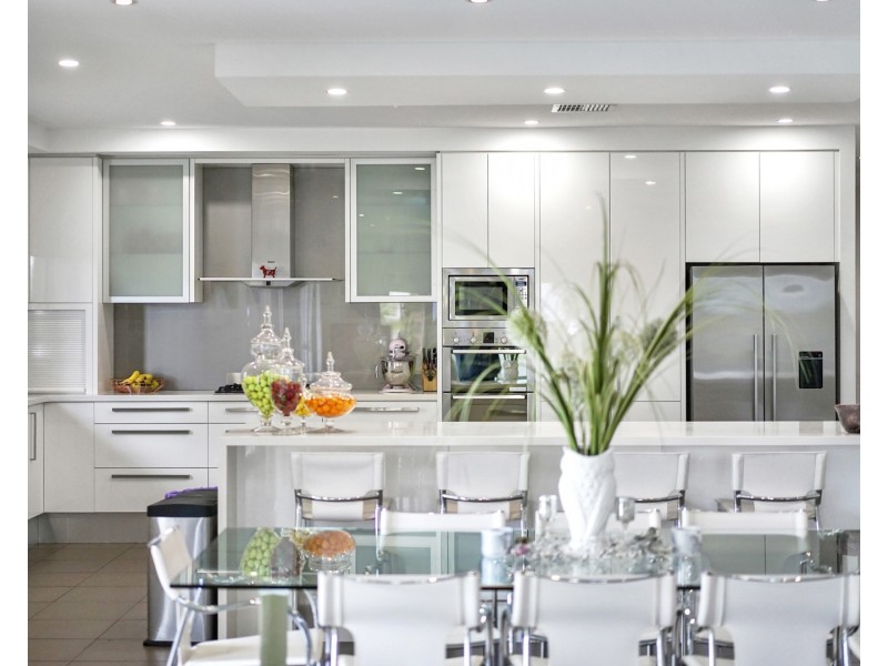 35 Rosewood Crescent, Fletcher NSW 2287