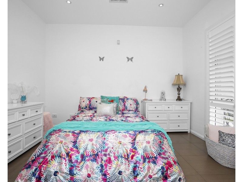 35 Rosewood Crescent, Fletcher NSW 2287