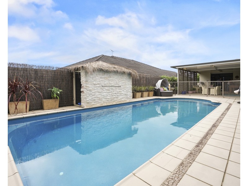 35 Rosewood Crescent, Fletcher NSW 2287