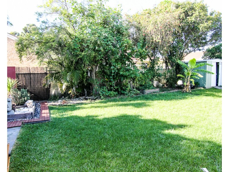 17 Gundaroo Circuit, Maryland NSW 2287