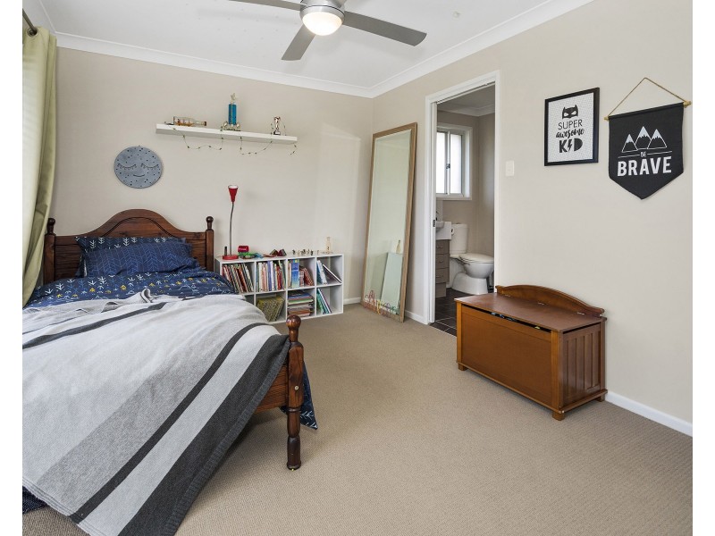 49 Paperbark Court, Fern Bay NSW 2295