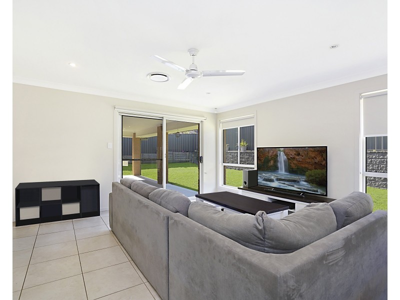 62 Blackwood Circuit, Cameron Park NSW 2285