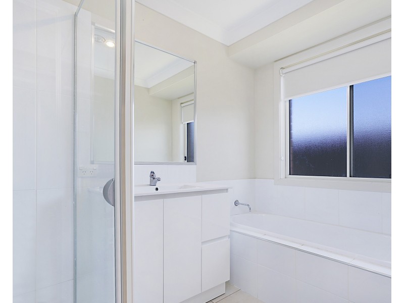 62 Blackwood Circuit, Cameron Park NSW 2285