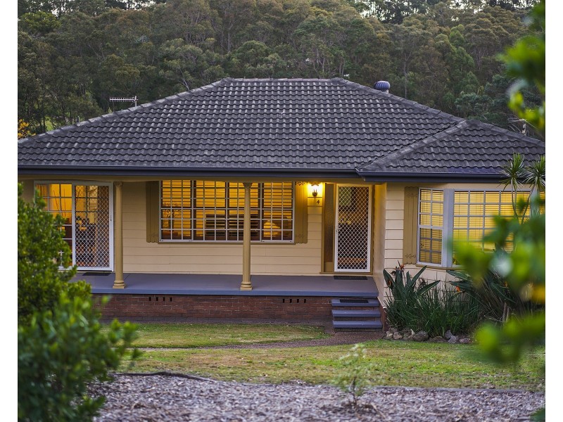 4 Dunston Close, New Lambton Heights NSW 2305