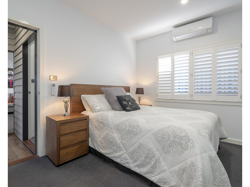 16 Nanda Street, Marmong Point NSW 2284
