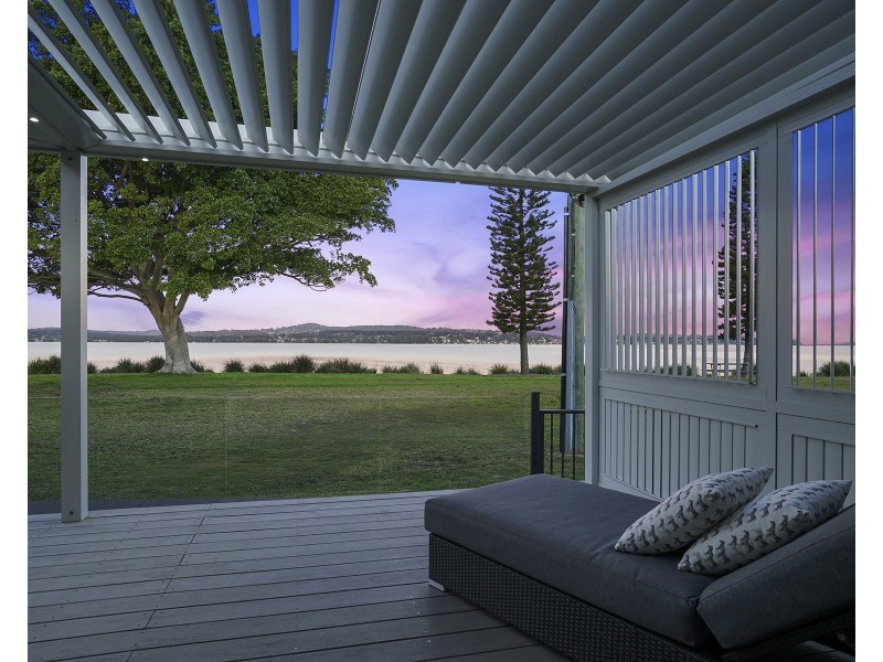16 Nanda Street, Marmong Point NSW 2284