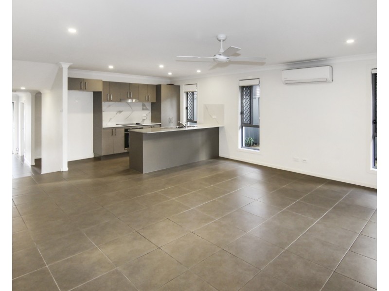 12 Lipsey Street, Cameron Park NSW 2285