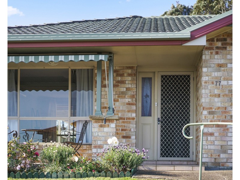 77 Decora Crescent, Warabrook NSW 2304