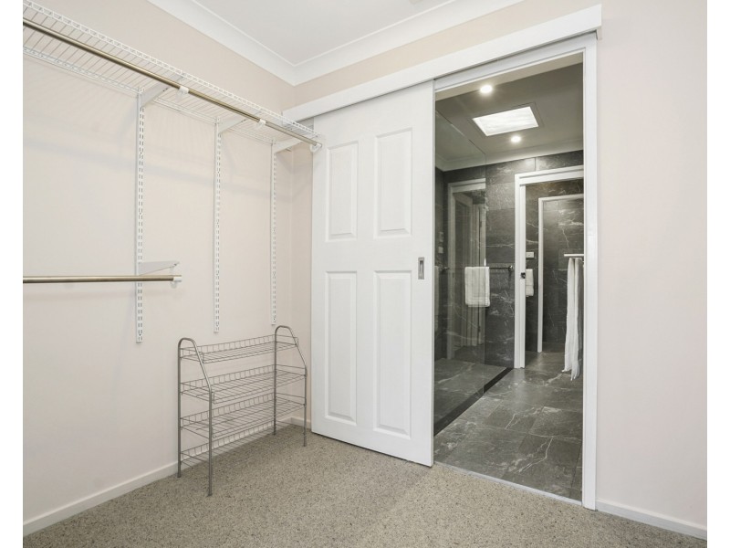 77 Decora Crescent, Warabrook NSW 2304