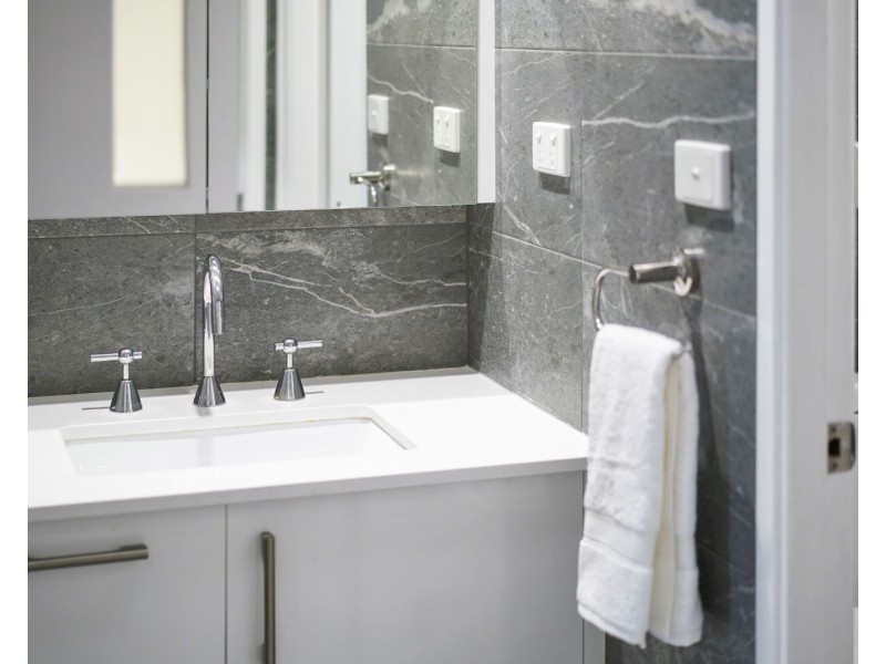 77 Decora Crescent, Warabrook NSW 2304